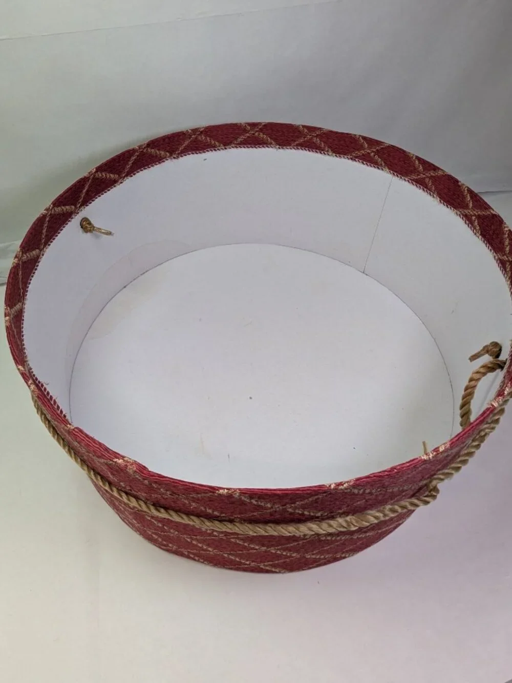 Vintage Red Tan Diamond Trellis Padded Fabric Hat Box Rope Trim Storage 14.5
